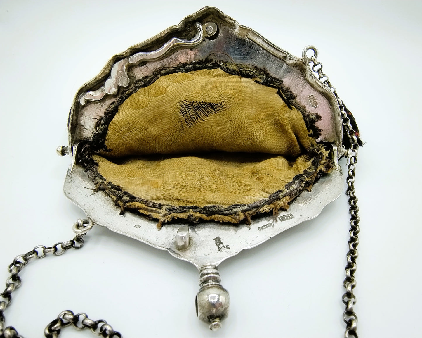 Silver clasp bag, J.S. Glasouw, Amsterdam, 1775