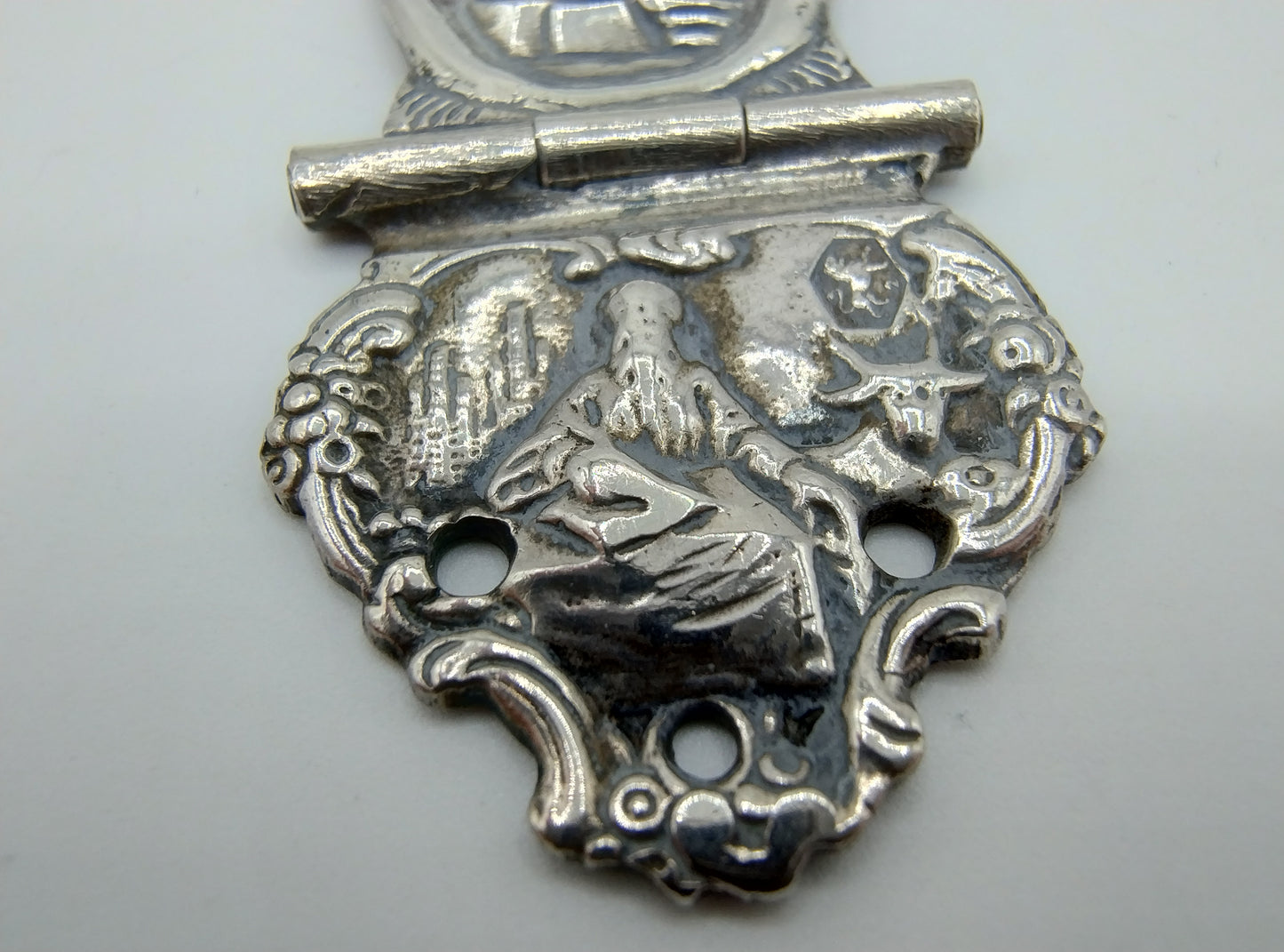 Silver Bible lock, mutineer, clamp arm, attachment, biblical scene, 19th century
