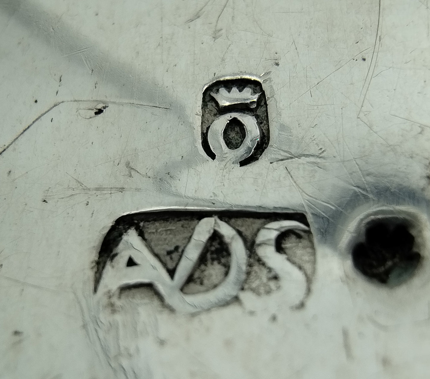 Silver bag bracket with bag hook, GL Schuiten, Groningen, 1810