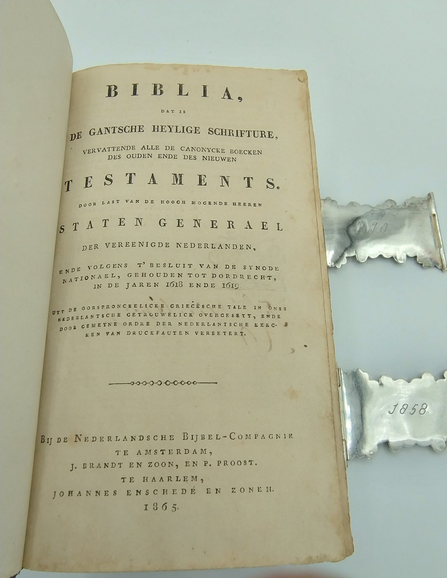 Bijbel met zilveren sloten, Gebr. J. en D. Veenstra, Leeuwarden, 1857