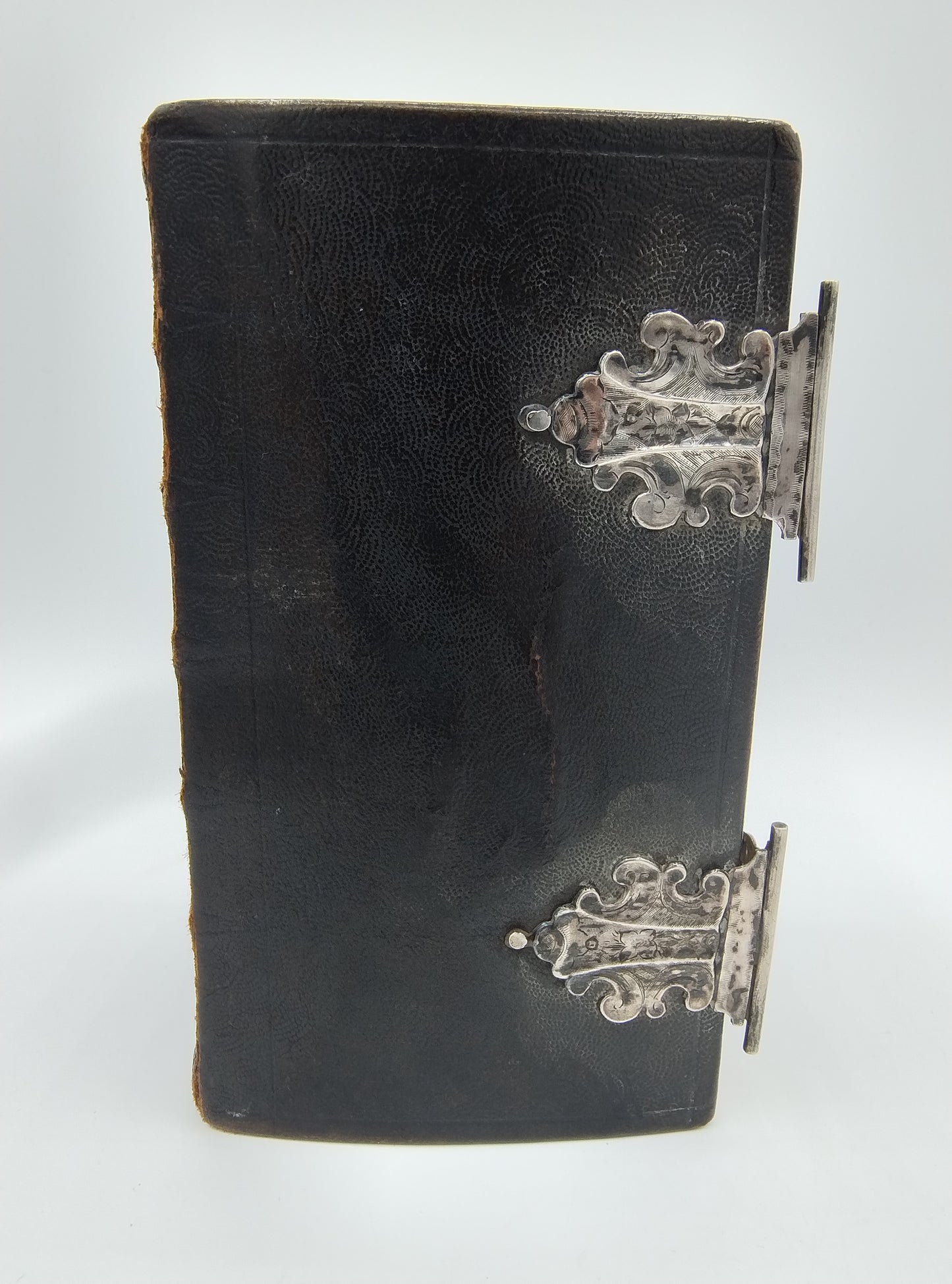 Bijbel met zilveren sloten, S.F. Reitsma, Heerenveen, 1873