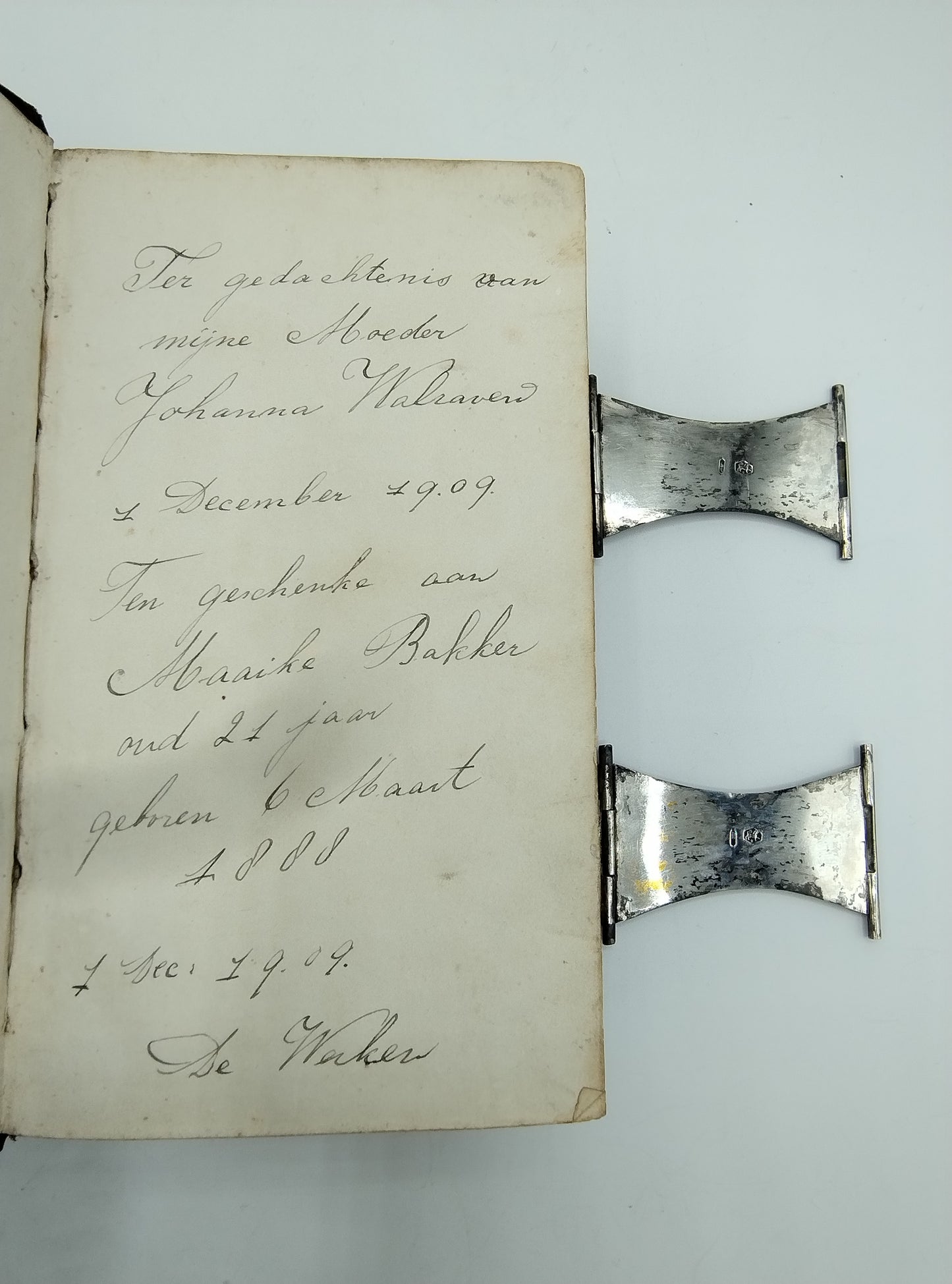 Bijbel met zilveren sloten, J. van Dam / Schoonhoven, 19e eeuws