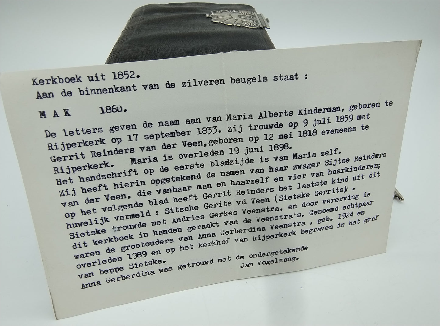 Bible with silver clasps, A. Kooiman, Schoonhoven, 1856