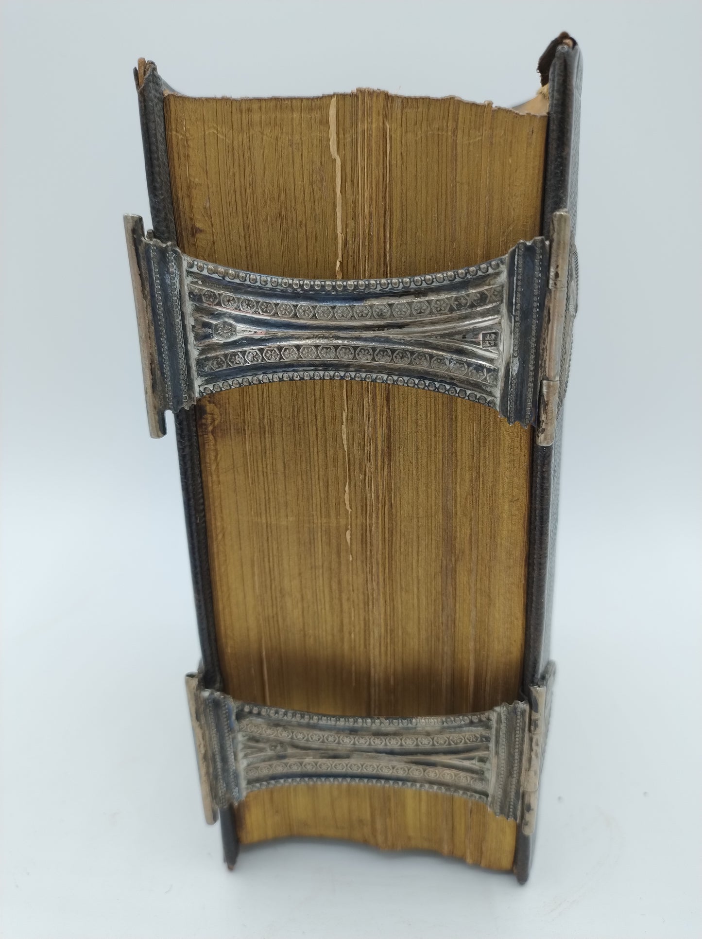 Bible with silver clasps, JP Paulides, Heerenveen, 1834