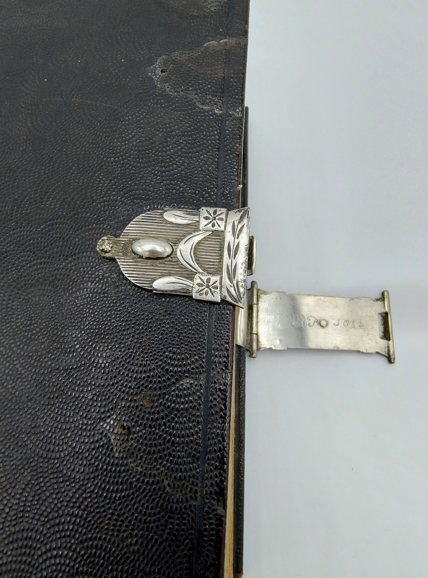 Bijbel met zilveren slot, R.S. Zijlstra, Drachten, 1832