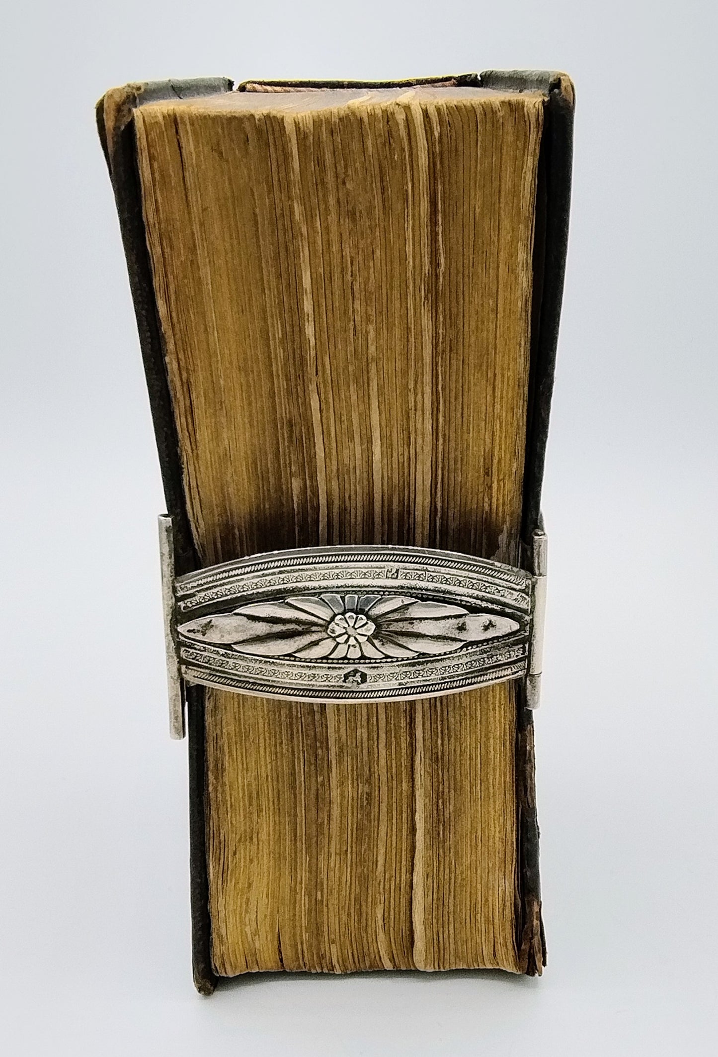 Bijbel met zilveren slot, P. Rienstra, Sneek, 1838