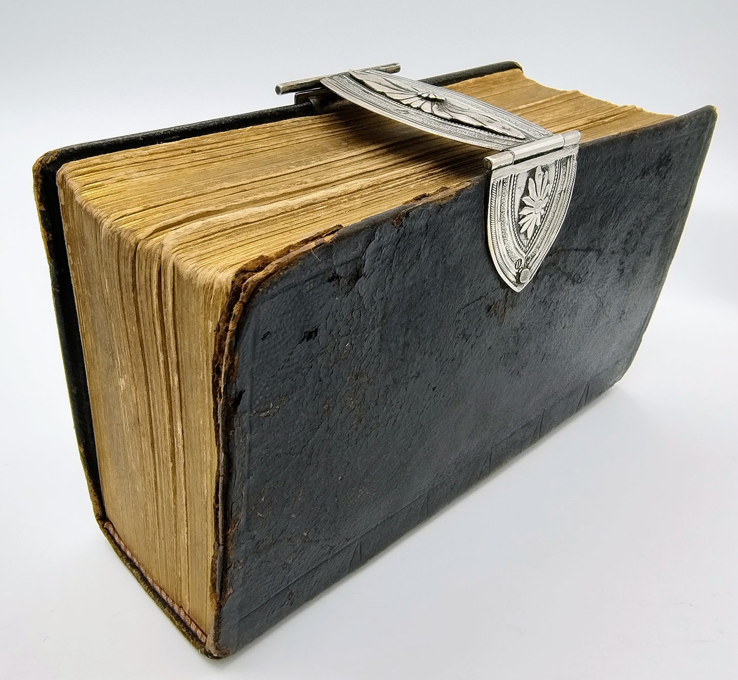 Bijbel met zilveren slot, P. Rienstra, Sneek, 1838