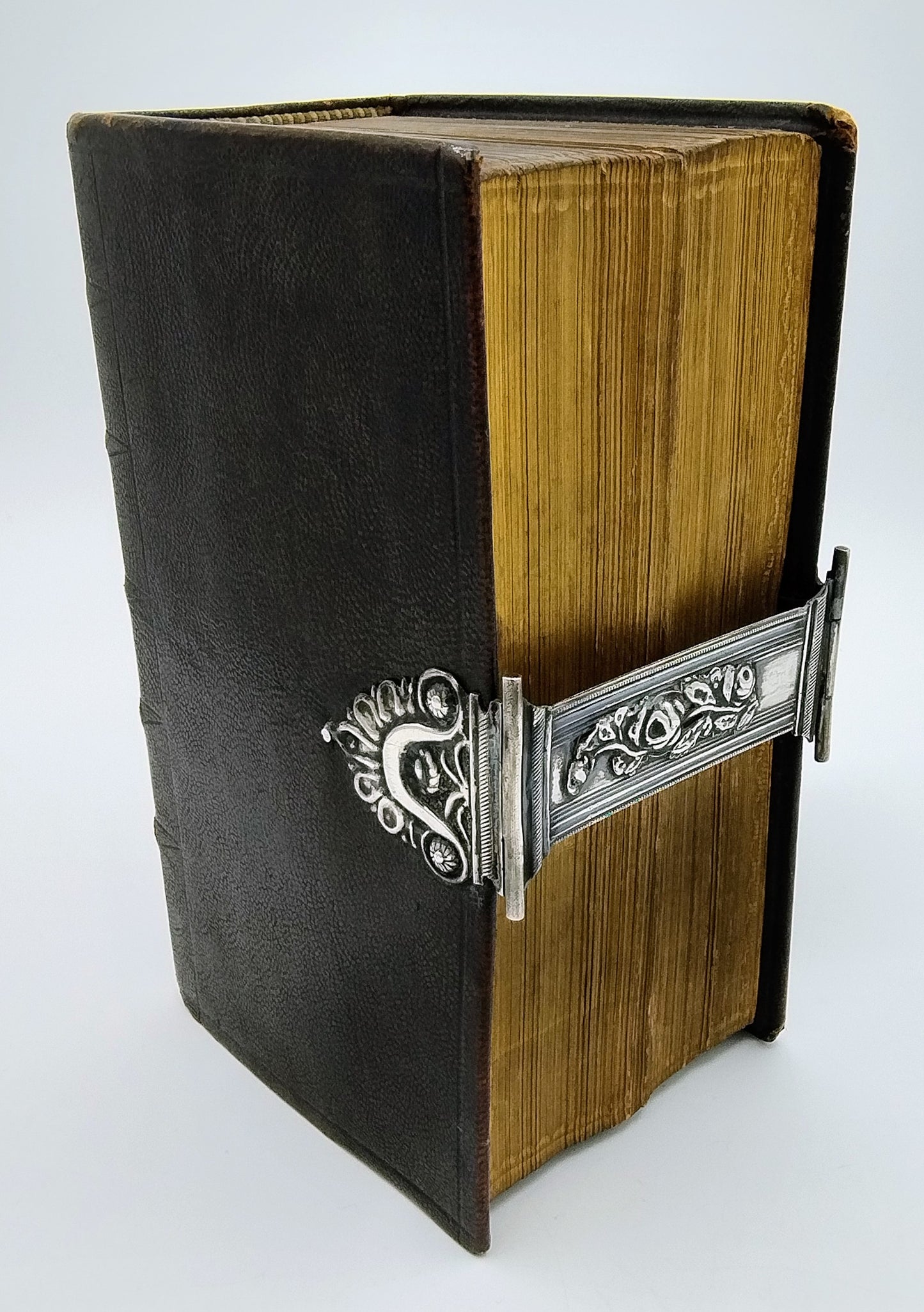 Bibel mit Silberverschluss, IA van der Cop, Deventer, 1852