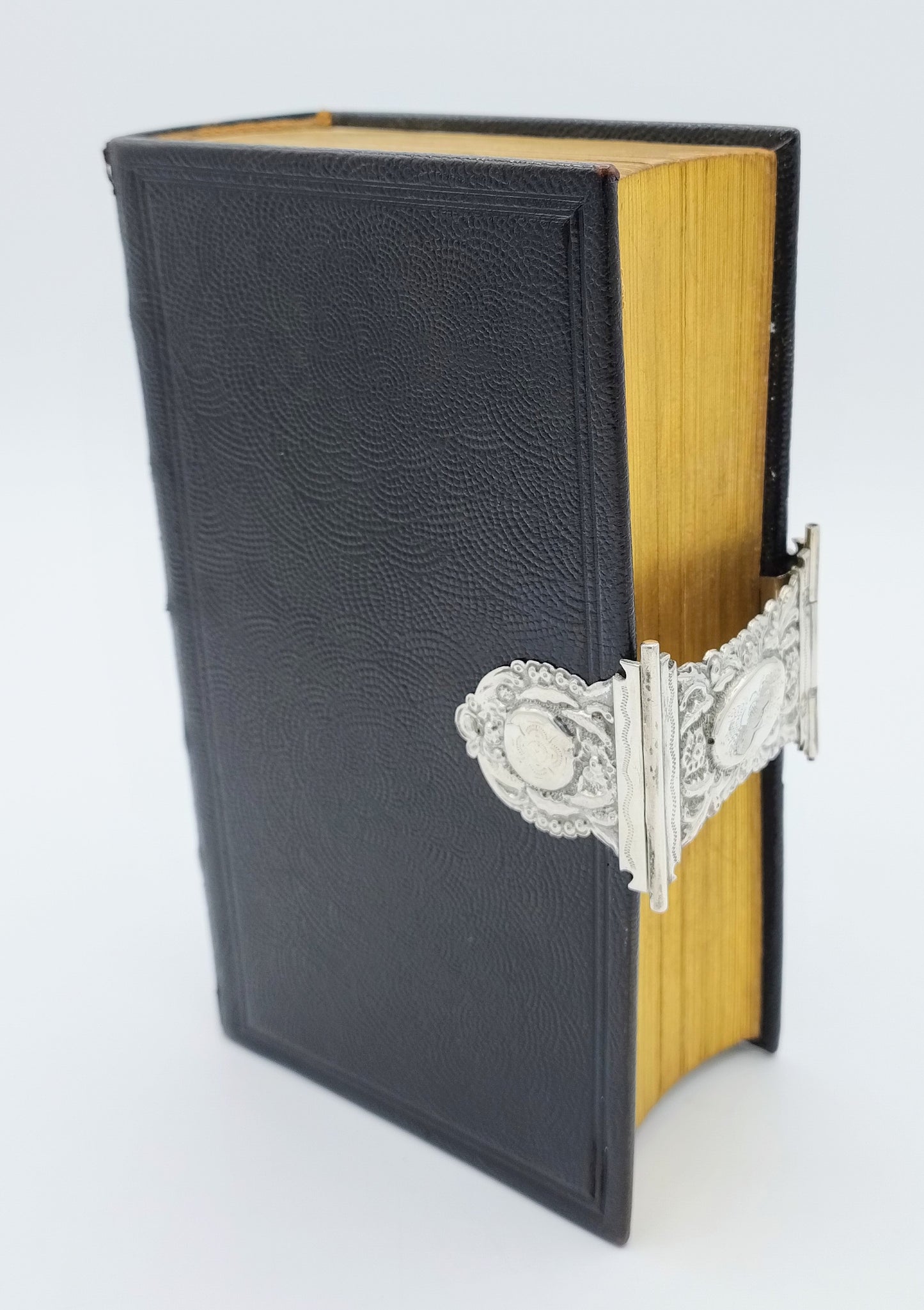 Bibel mit Silberschloss, KJ Kanninga / Drachten, 19. Jahrhundert