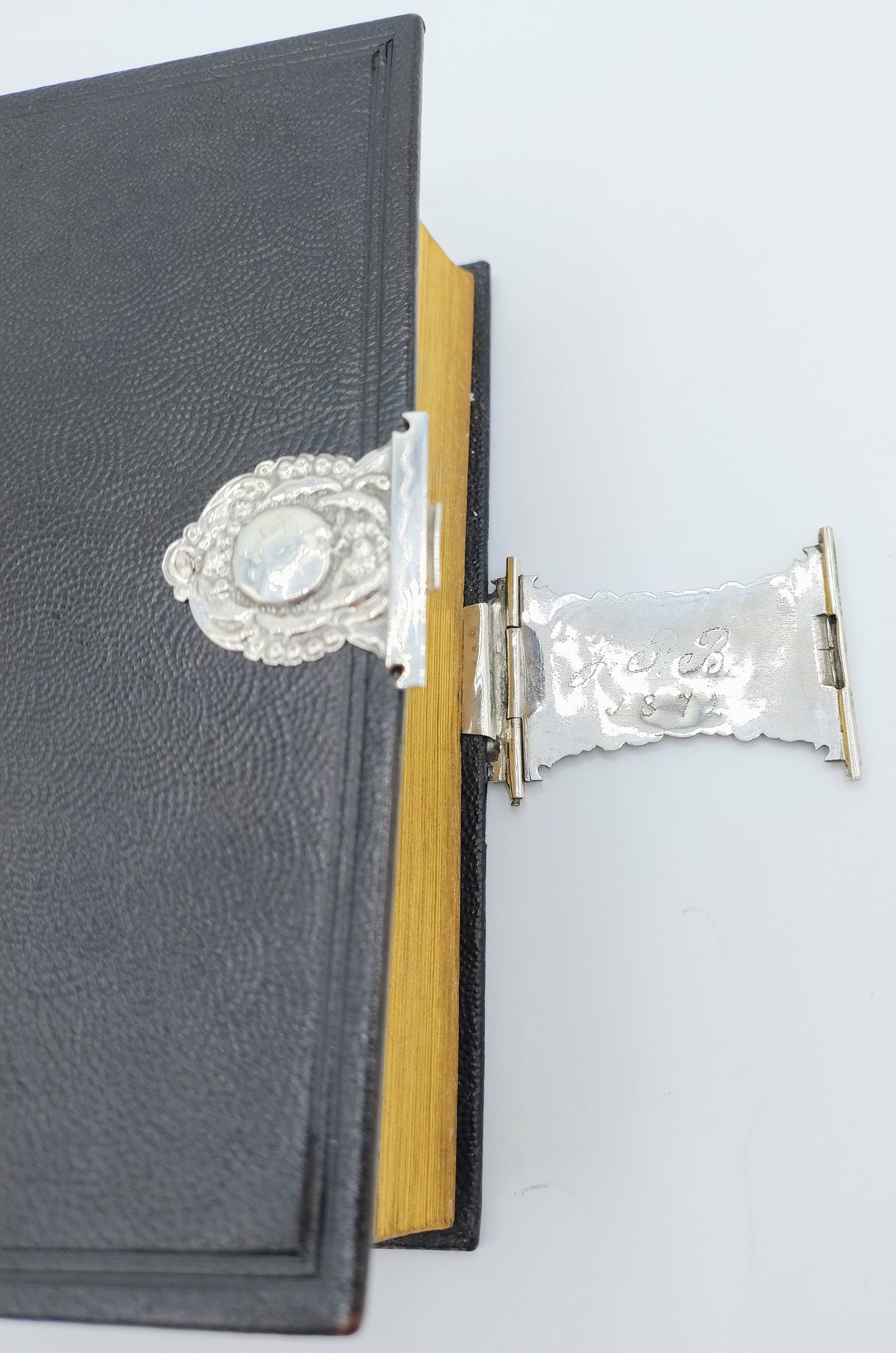 Bibel mit Silberschloss, KJ Kanninga / Drachten, 19. Jahrhundert