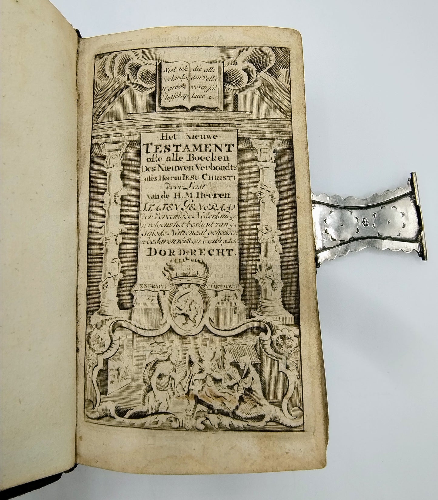 18e Eeuwse Bijbel met zilveren slot, 1791 / 1891
