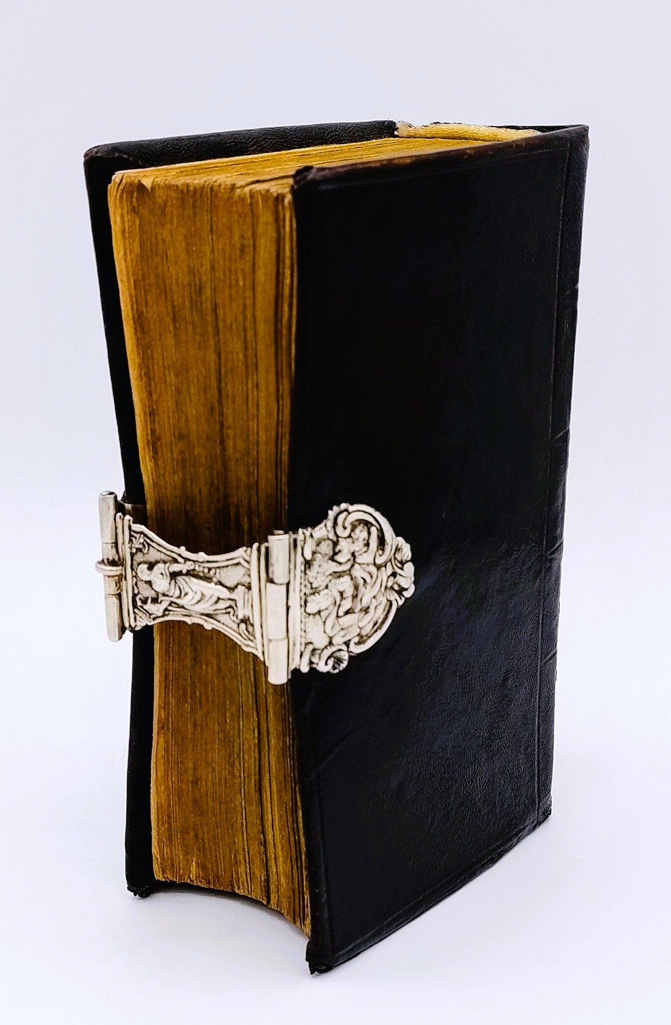 Bible with silver lock, H. Olfers, Groningen, 1770