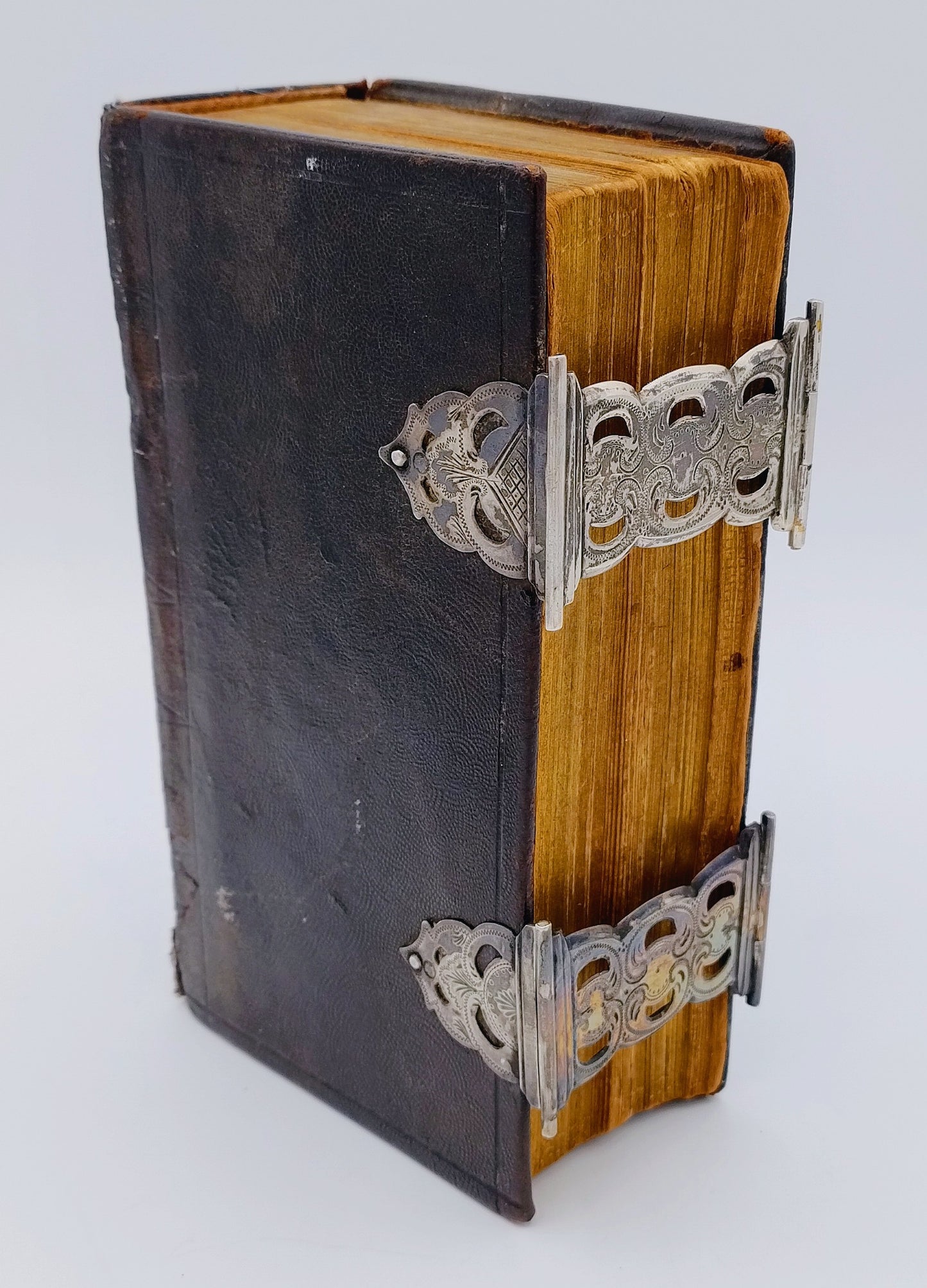 Bibel mit Silberverschlüssen, AJ Nobel, Schoonhoven, 1873