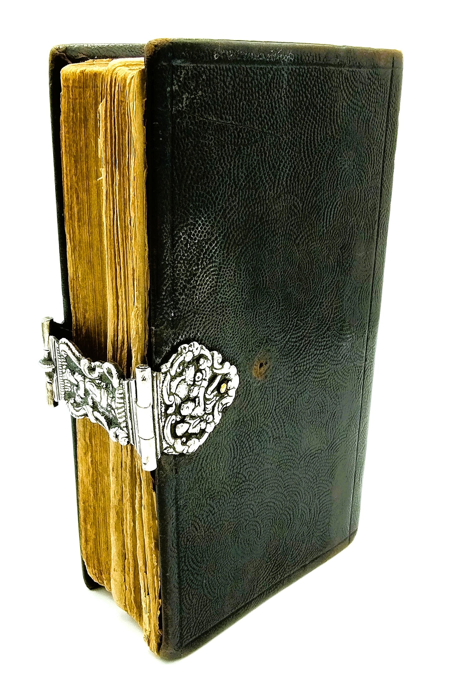 Bijbel met zilveren slot, H.R. Brouwer, Harlingen, ca. 1750