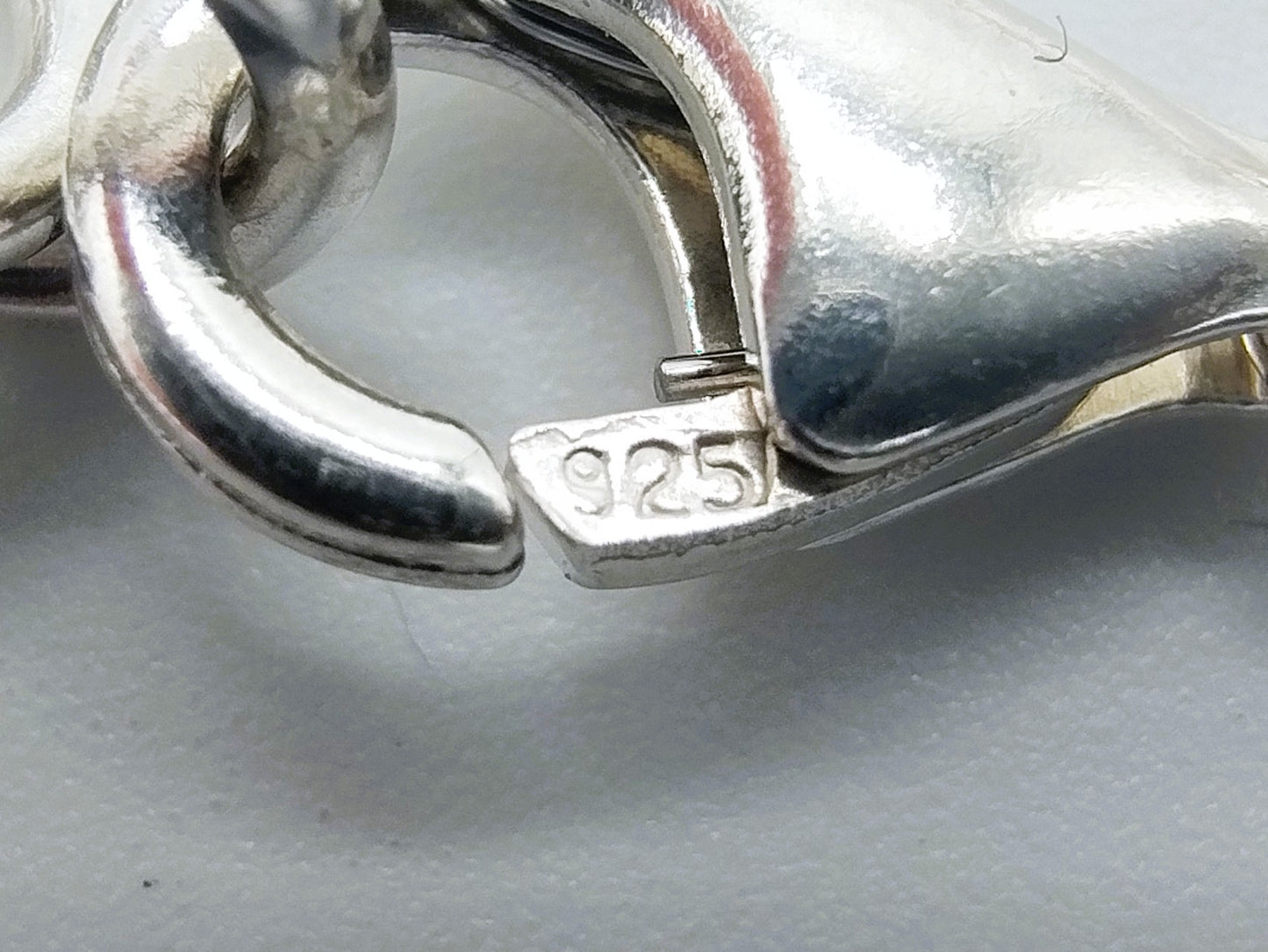 Zilveren ketting met 8 bedels, 42,5 cm