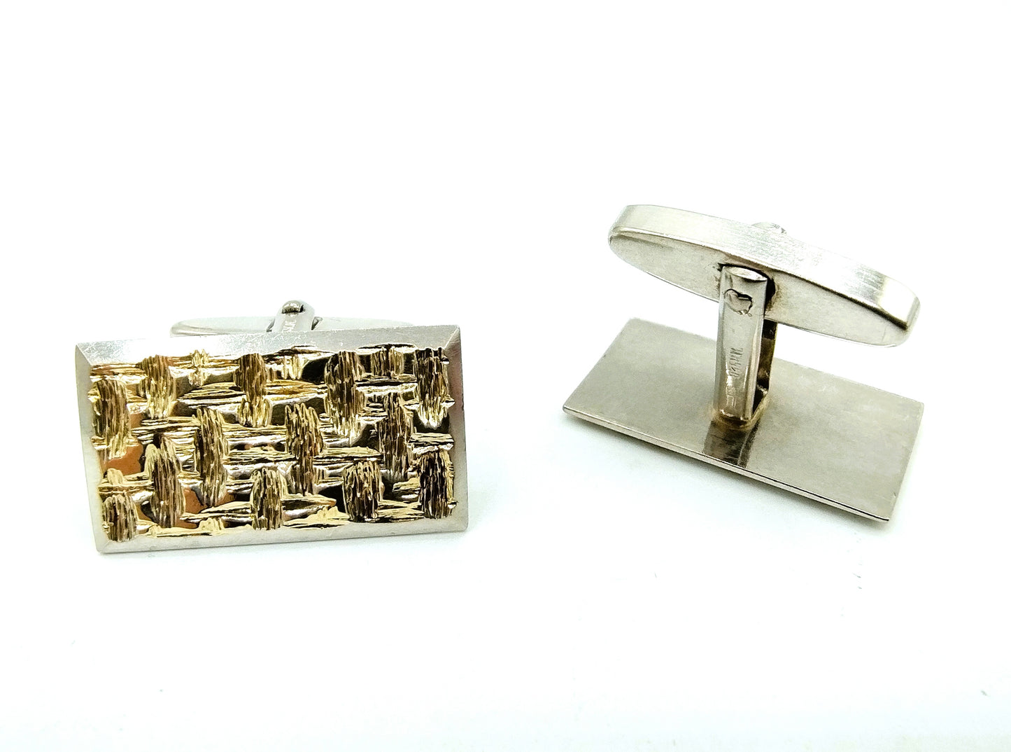 Silver cufflinks, 835