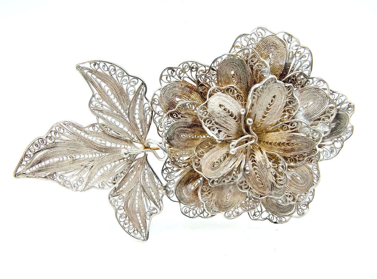 Silver brooch, 835