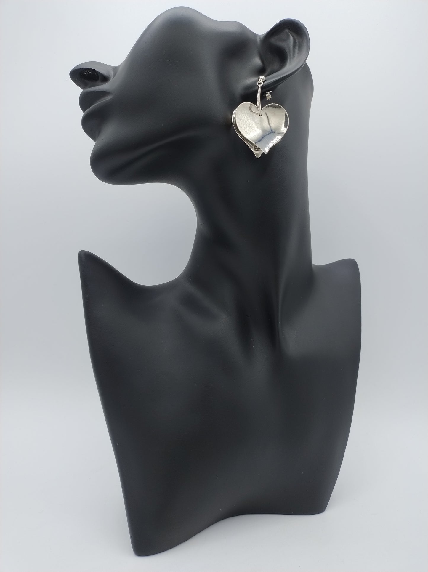Zilveren oorbellen in hartvorm, R. Ottorino, Italië, 925