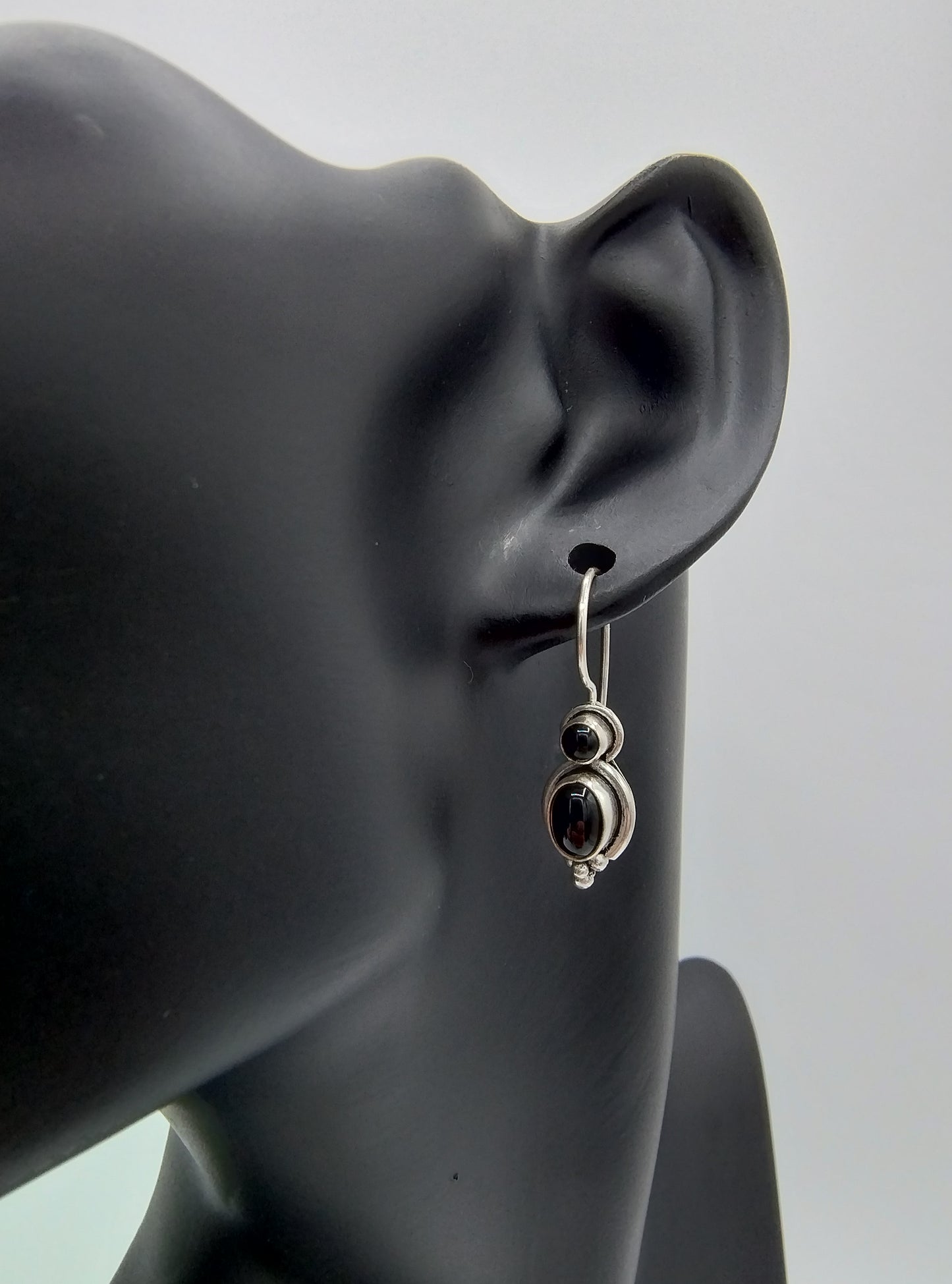Silberohrringe mit Onyx, 925