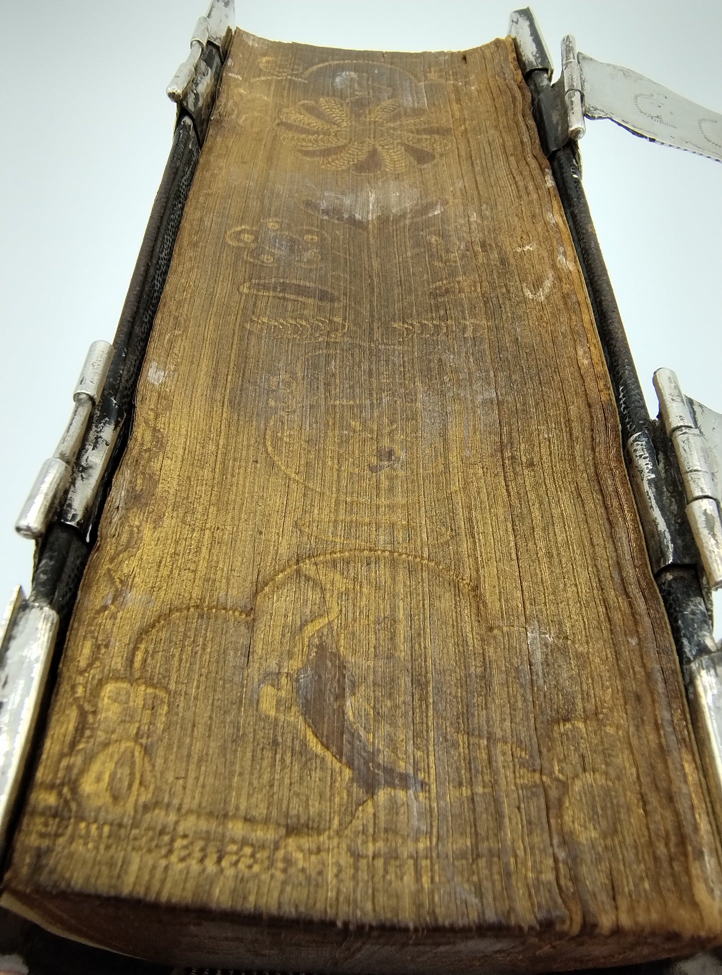 Bibel mit silbernen Verschlüssen und Eckstücken, E. Wientjes, Ootmarsum, 1831