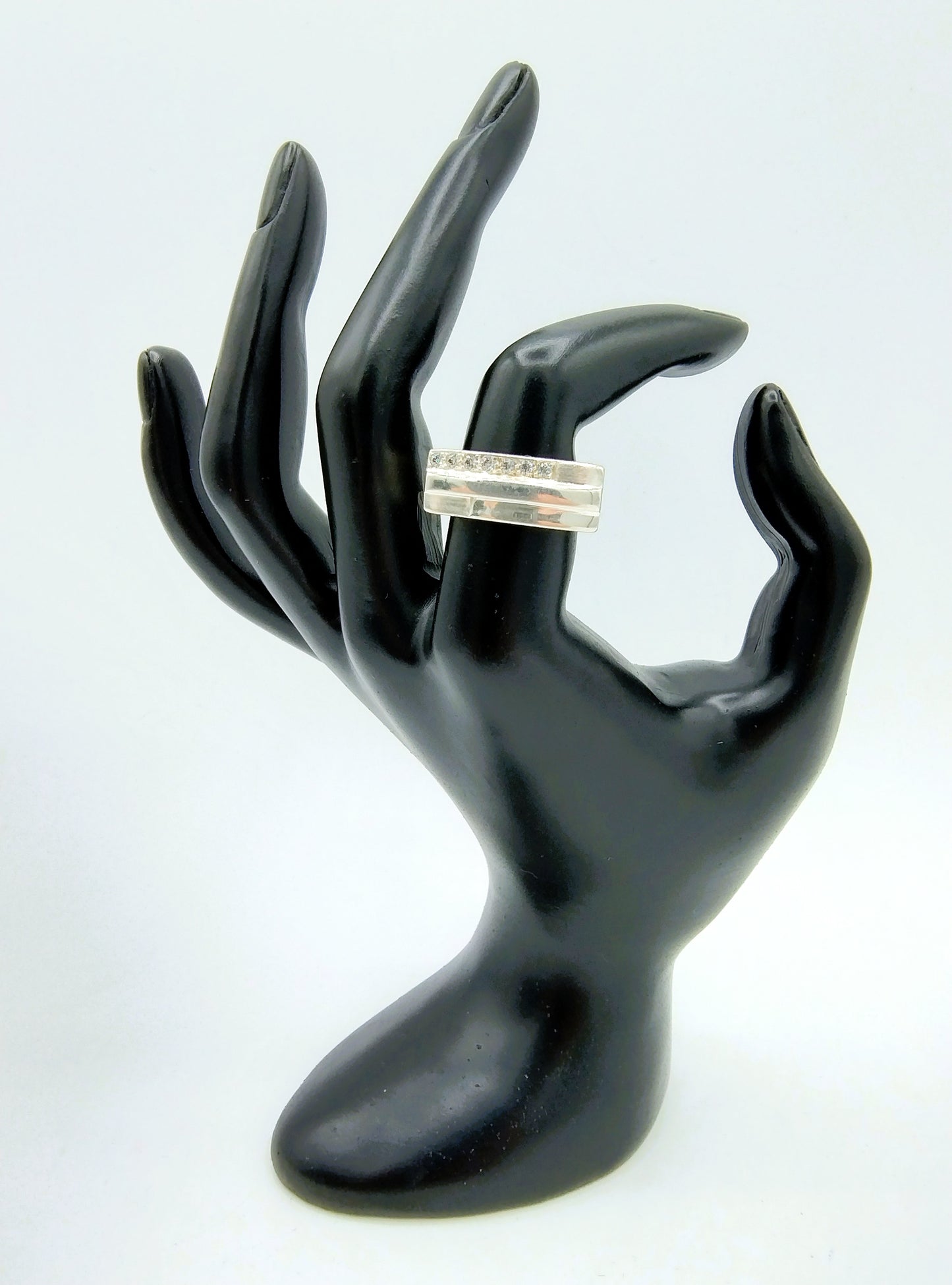 Zilveren ring met zirkonia's, 925, 18 mm