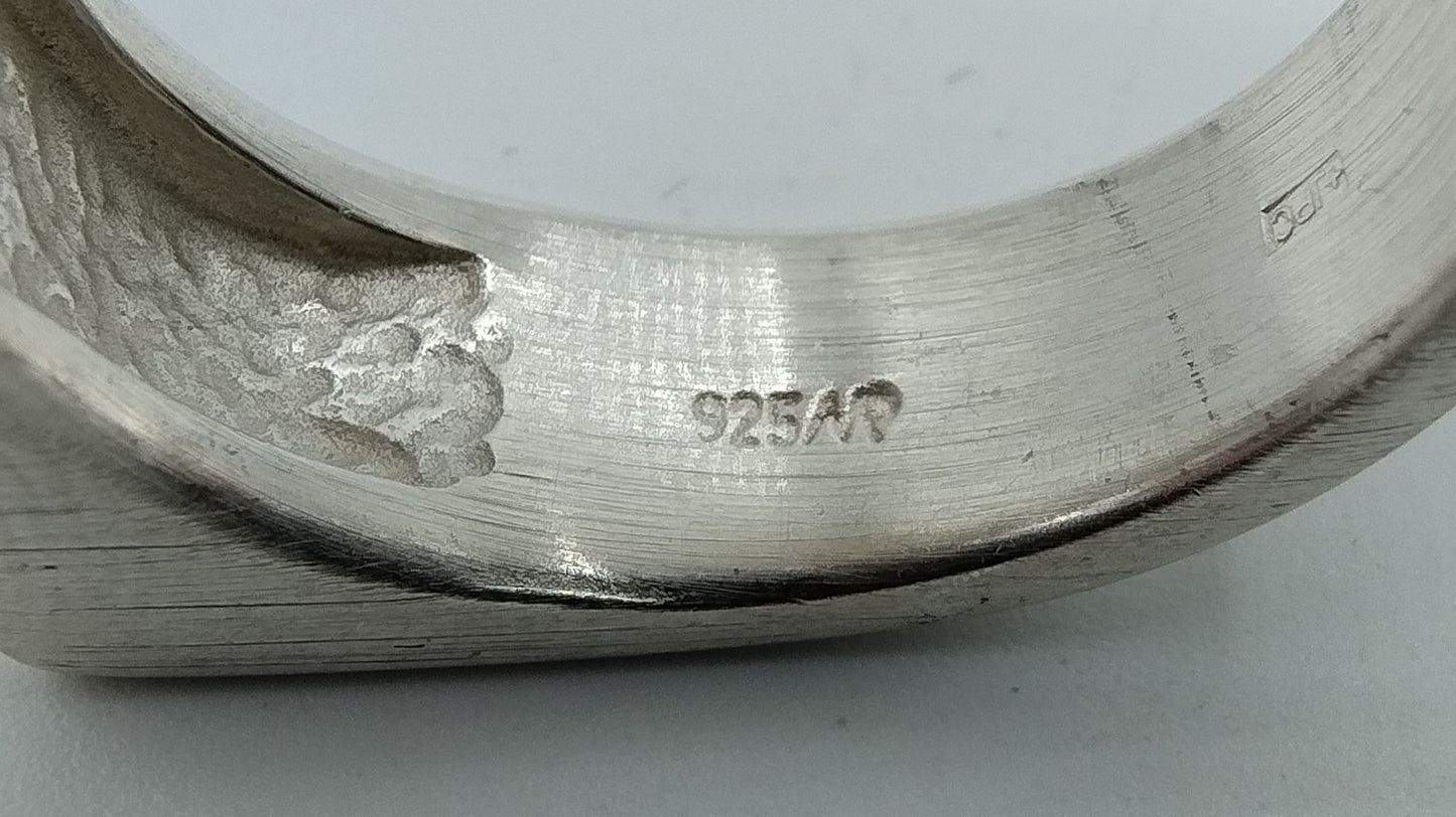 Zilveren ring met zirkonia's, 925, 18 mm