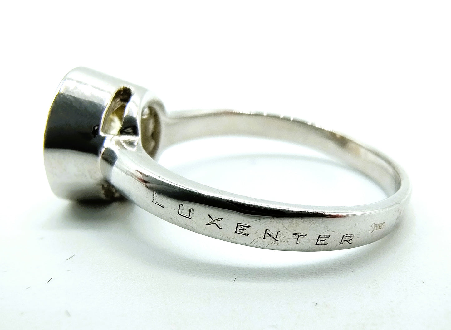Zilveren ring met grote zirkonia, 925, 18 mm