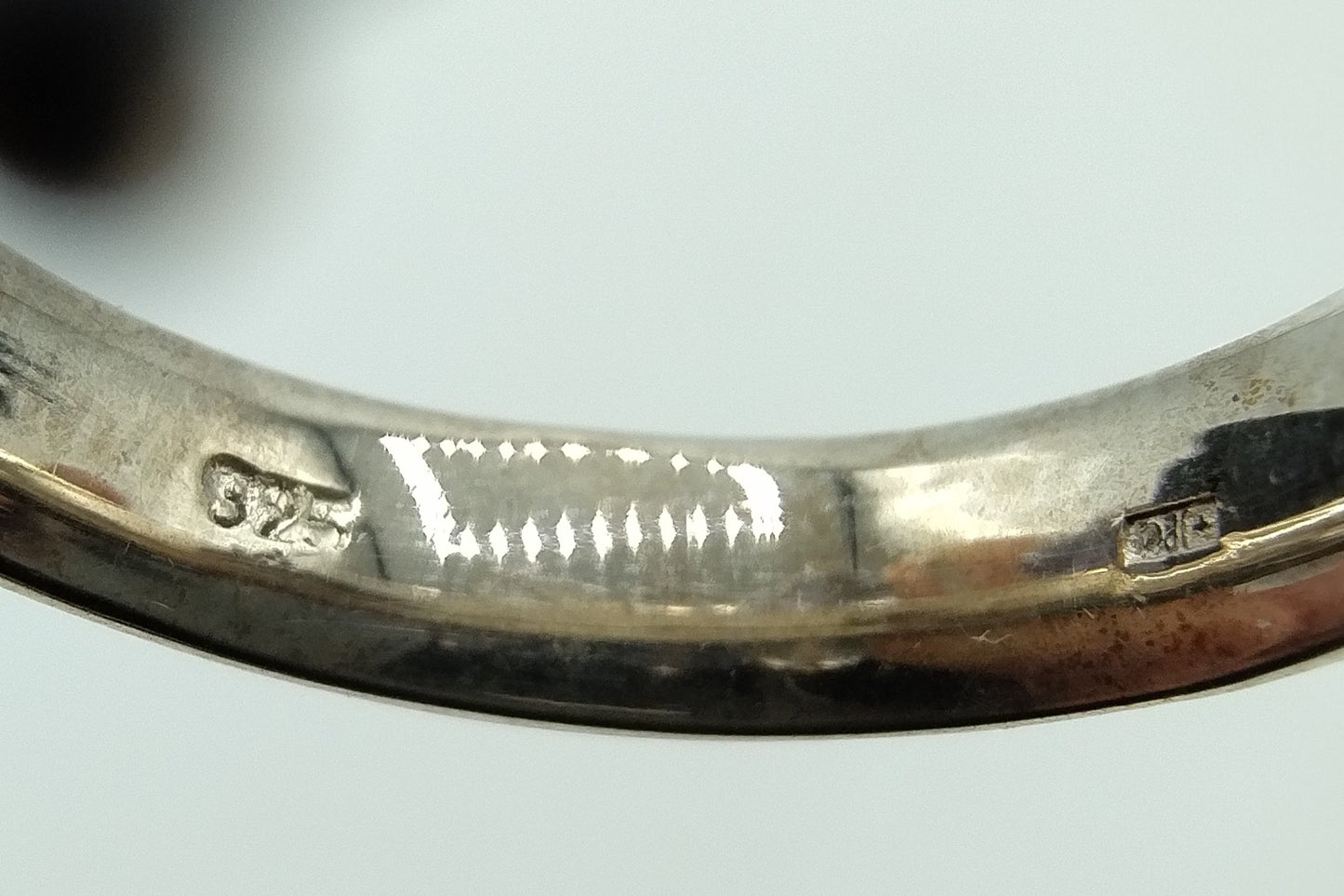 Zilveren ring met kwartsbolletjes, 925, 17 mm