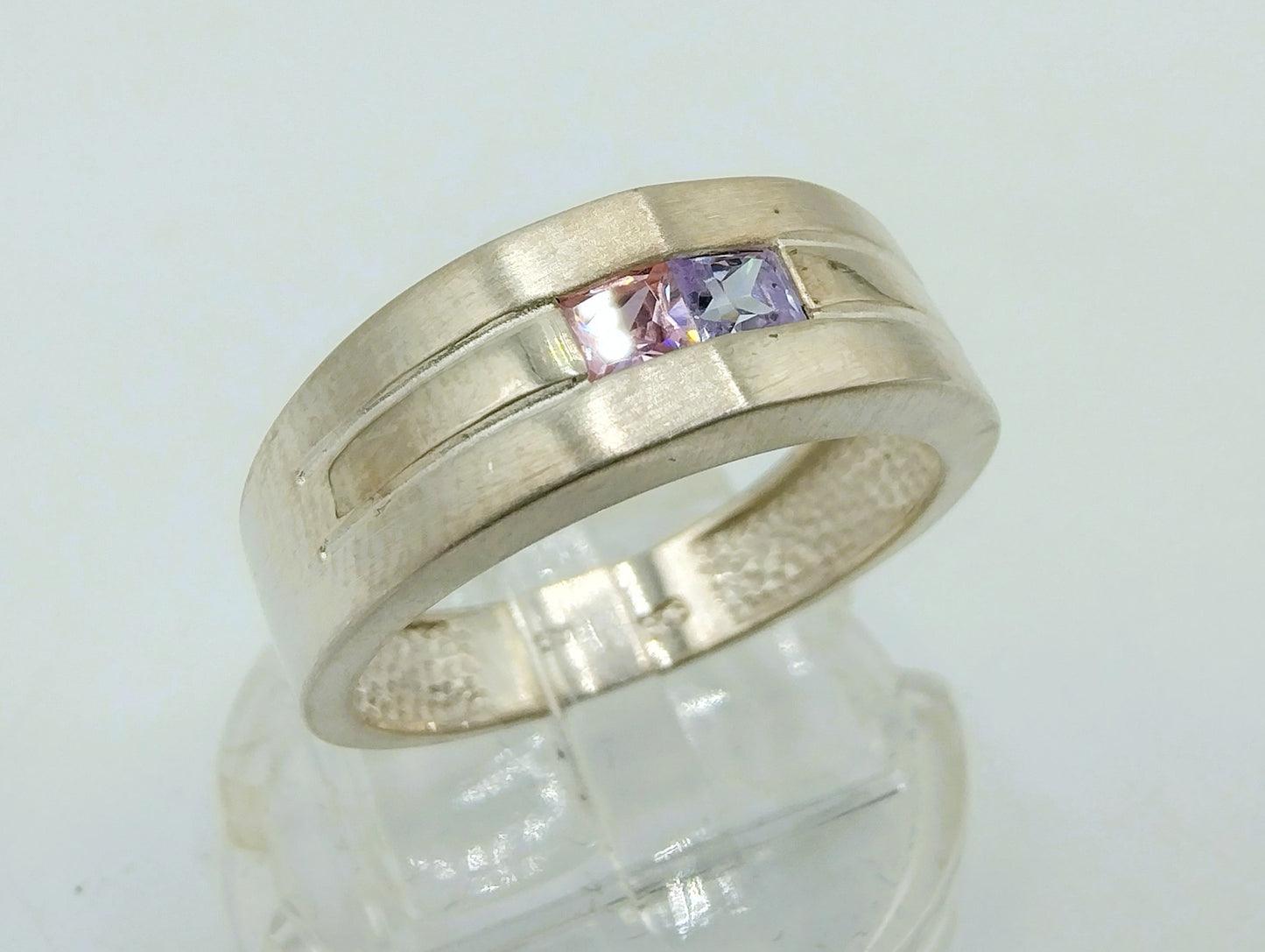 Zilveren ring met roze stenen, 925, 18 mm