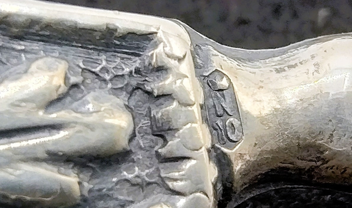 Zilveren hoedenspeld, Fa. Niekerk, Schoonhoven, 835