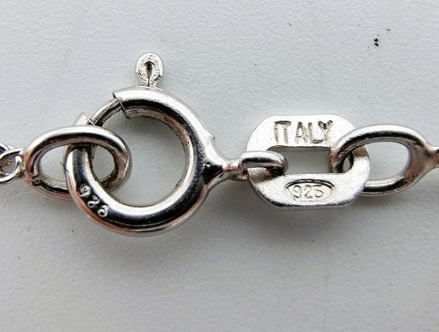 Zilveren ketting met dubbele hanger bezet met zirkonia's, 925