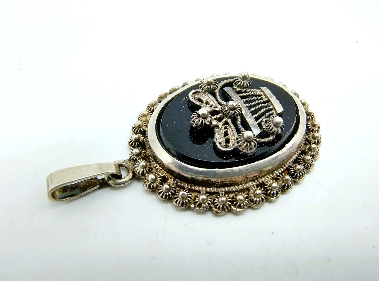 Zilveren hanger met Onyx, 19e eeuws