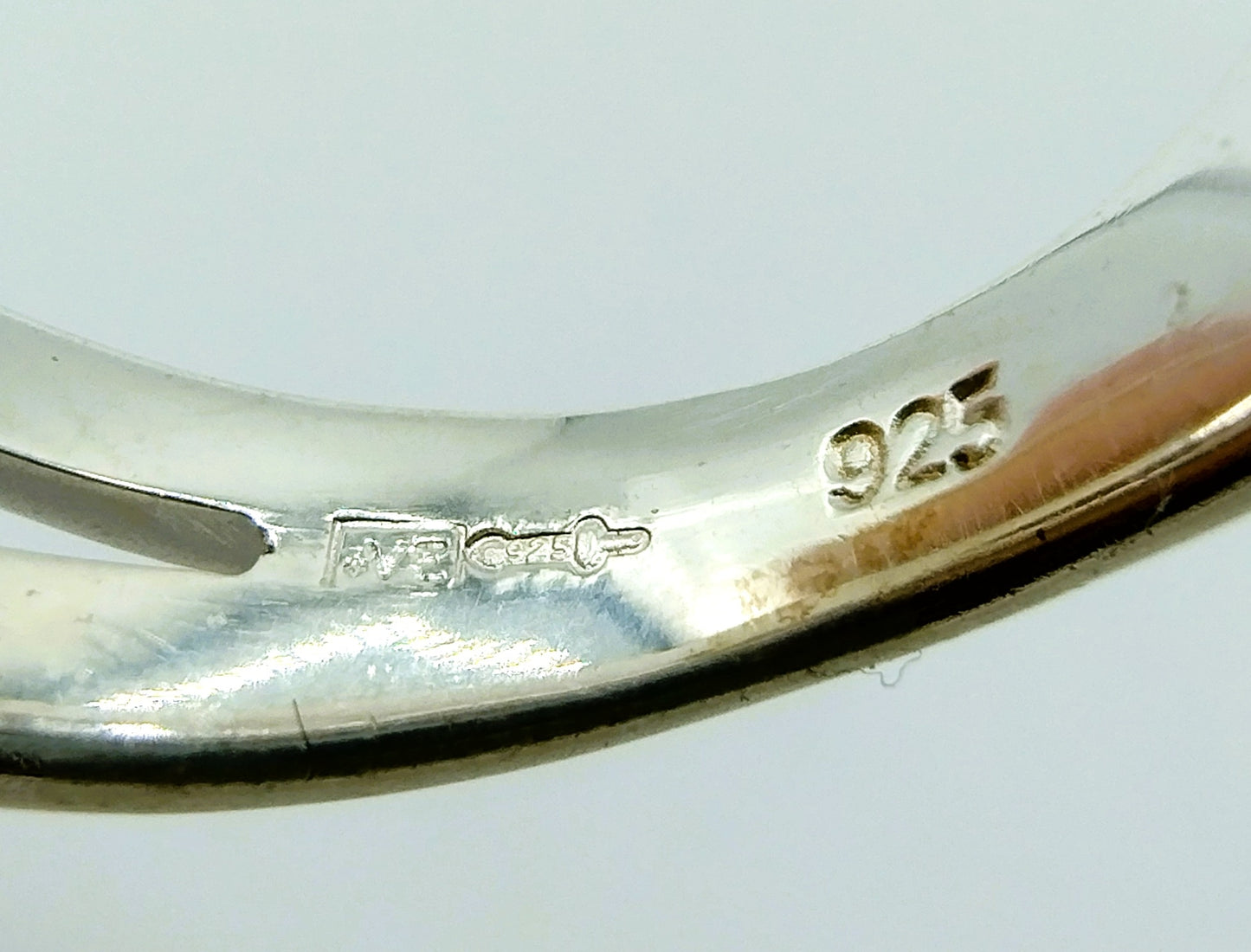 Zilveren ring met diamant, 925, 17.5 mm.