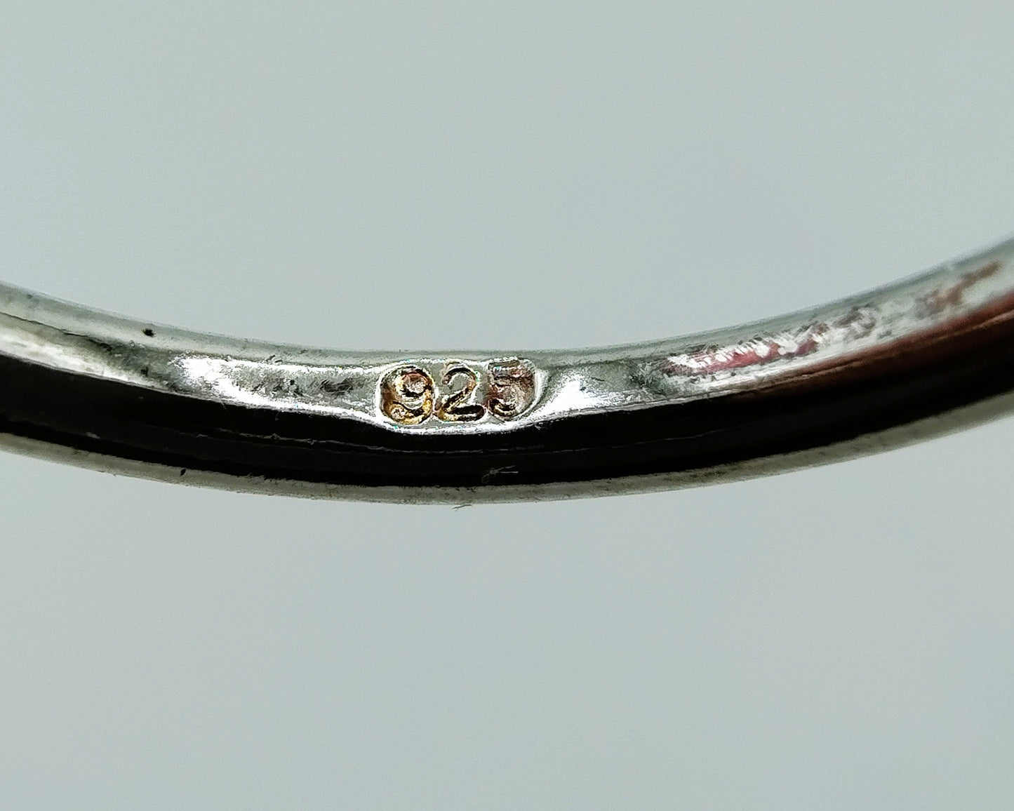 Zilveren ring met zwarte steen, 925, 18 mm