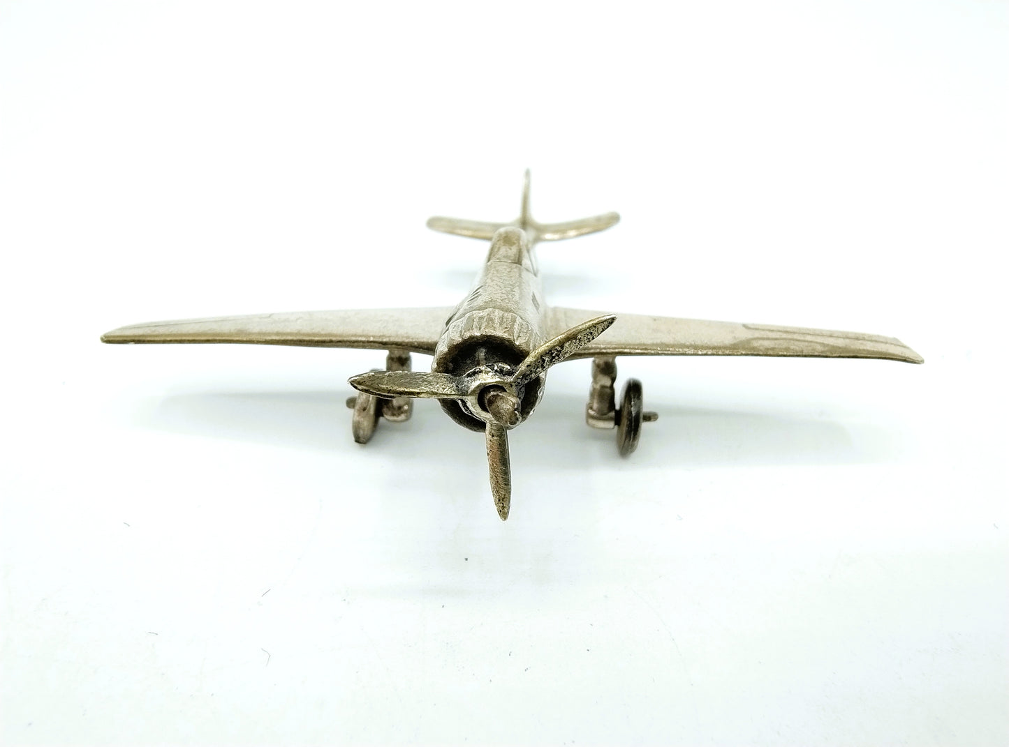 Zilveren modelvliegtuig, Focke Wulf, Arezzo / Italië, 800