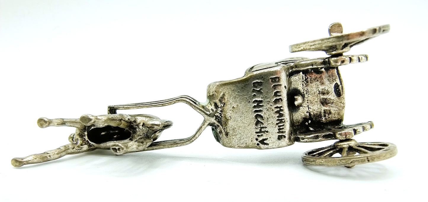 Zilveren miniatuur, paard en wagen, 800