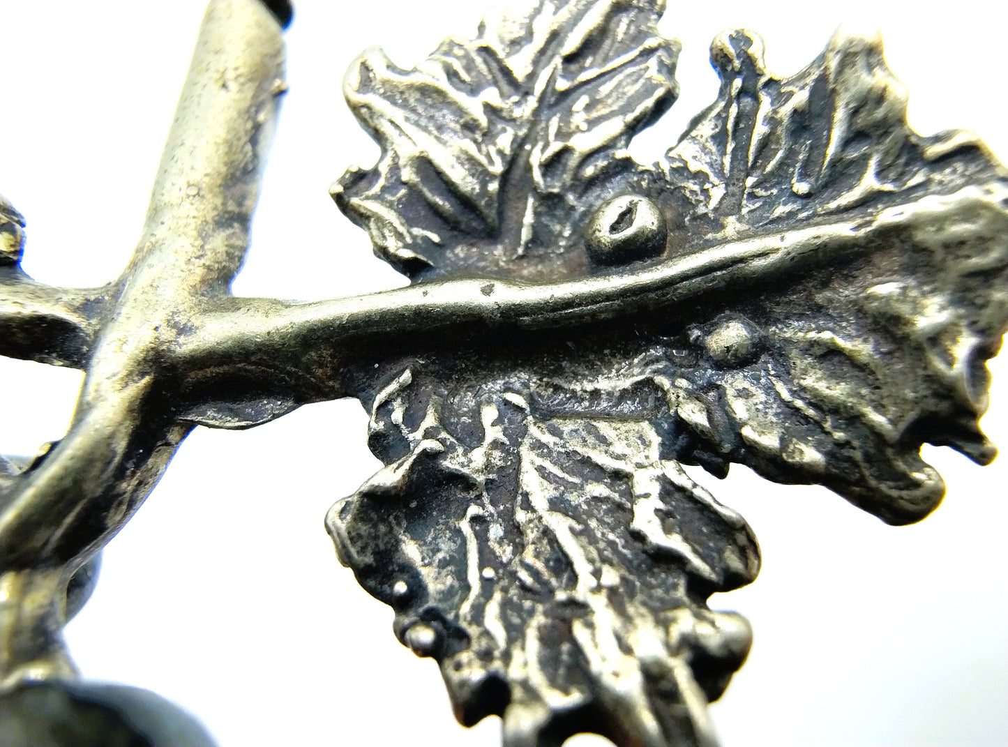 Silberne Miniatur, Weintraube, 835