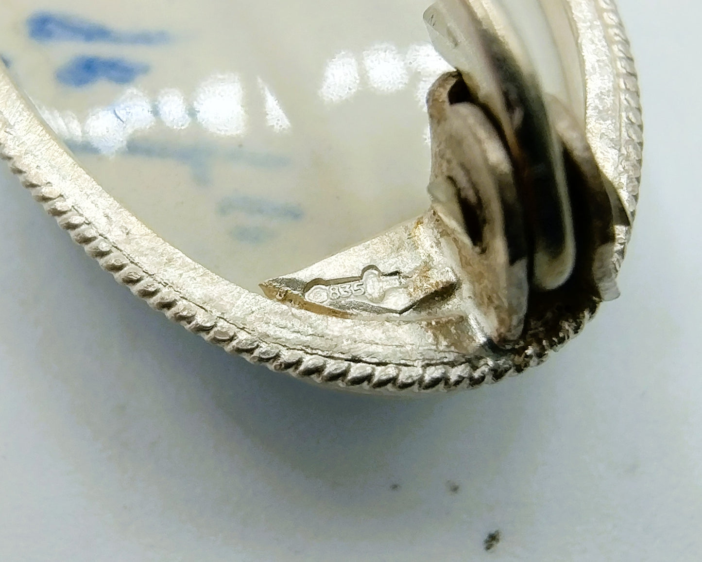 Zilveren broche, Delfts blauw, 835