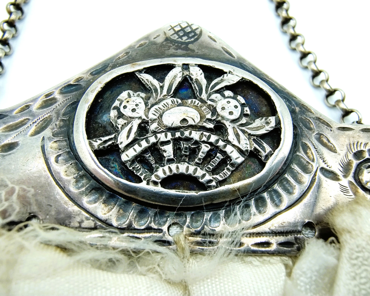 Silver purse bracket with purse, G. Wouda / Drachten, 19th century