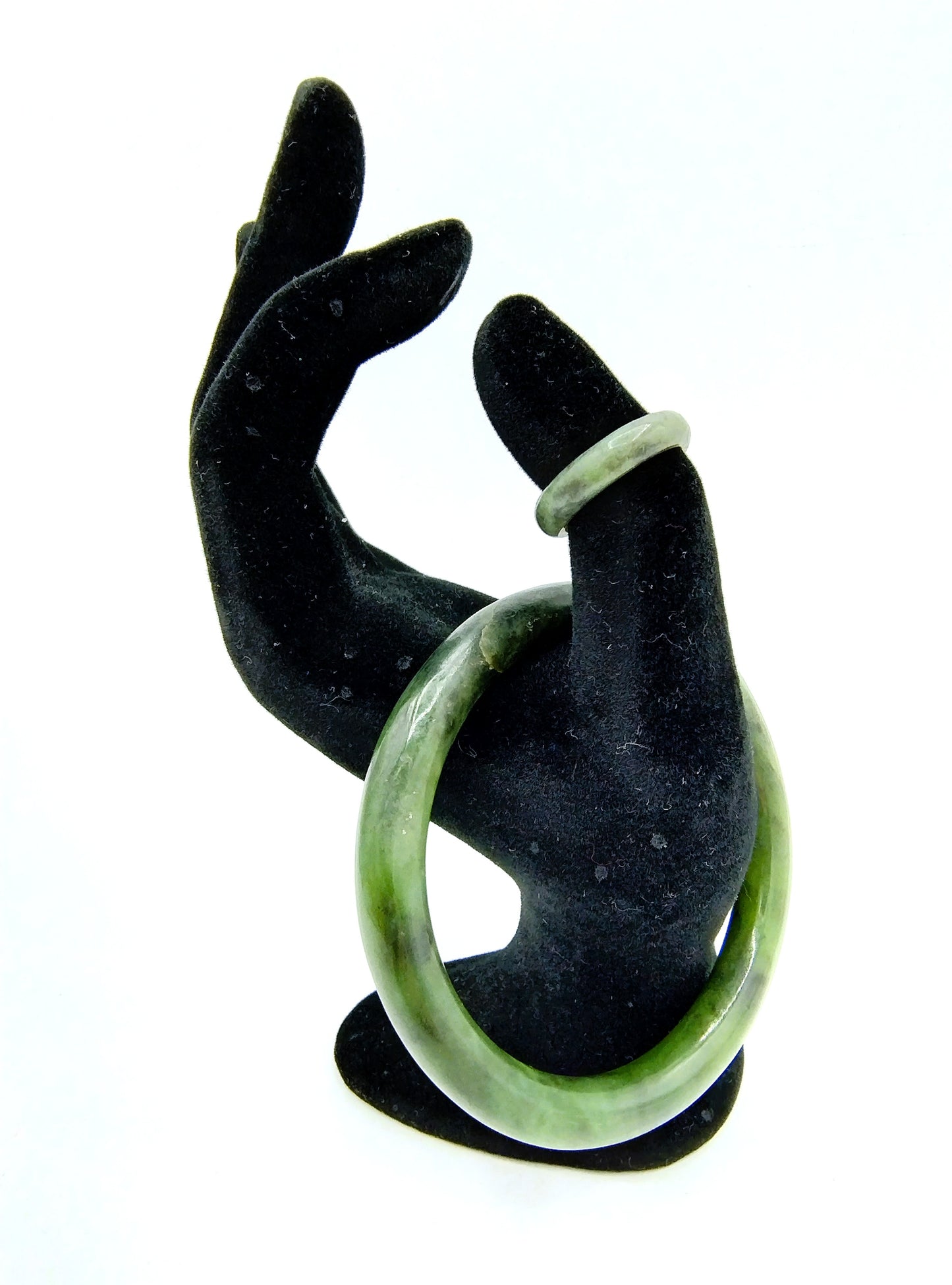 Nefriet Jade armband + Jade ring 17 mm, Canada (?)