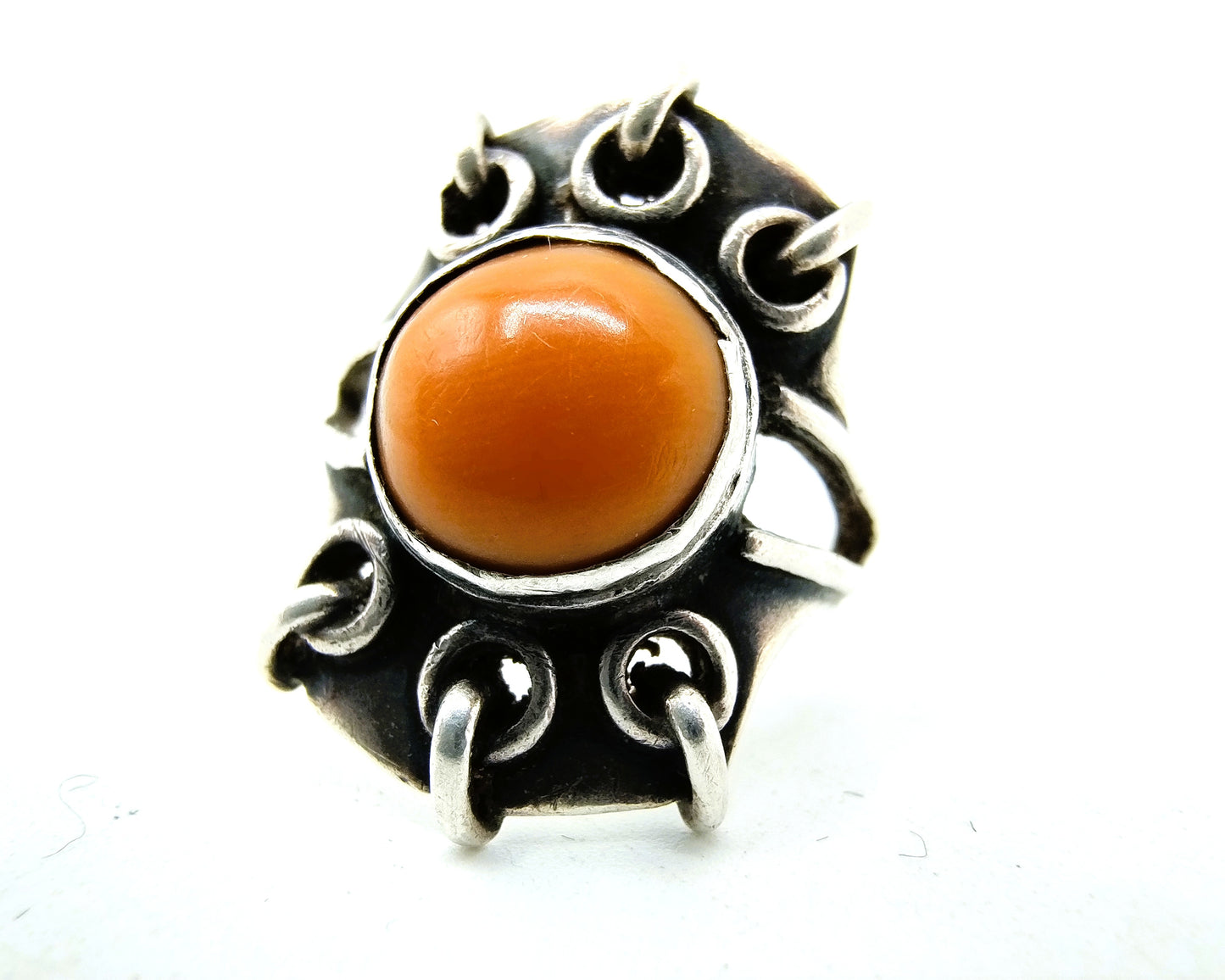 Zilveren ring met koraal, 17 mm