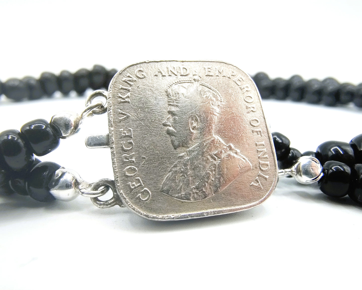 Gitten necklace with coin clasp King George V