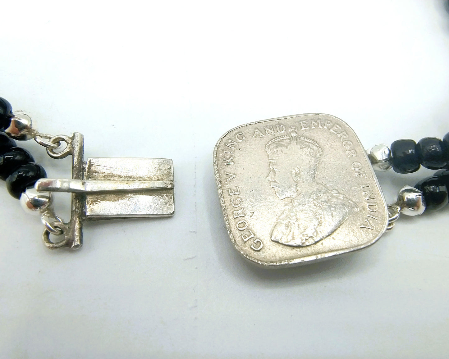 Gitten necklace with coin clasp King George V