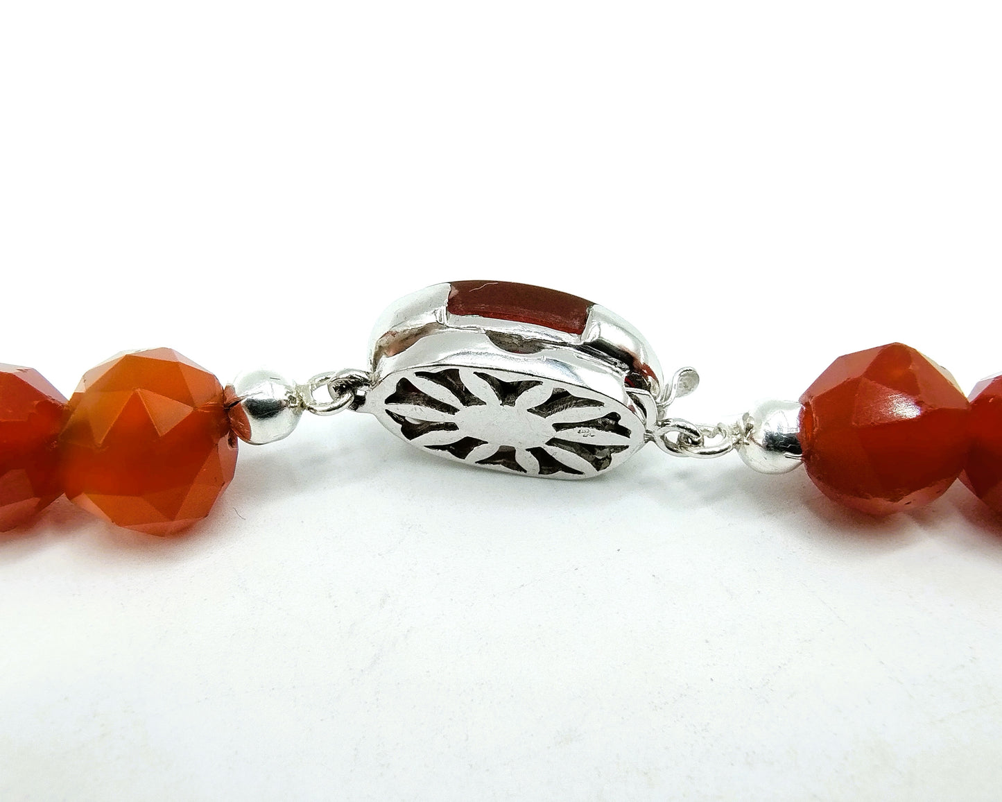Carnelian necklace with silver clasp, 59 cm