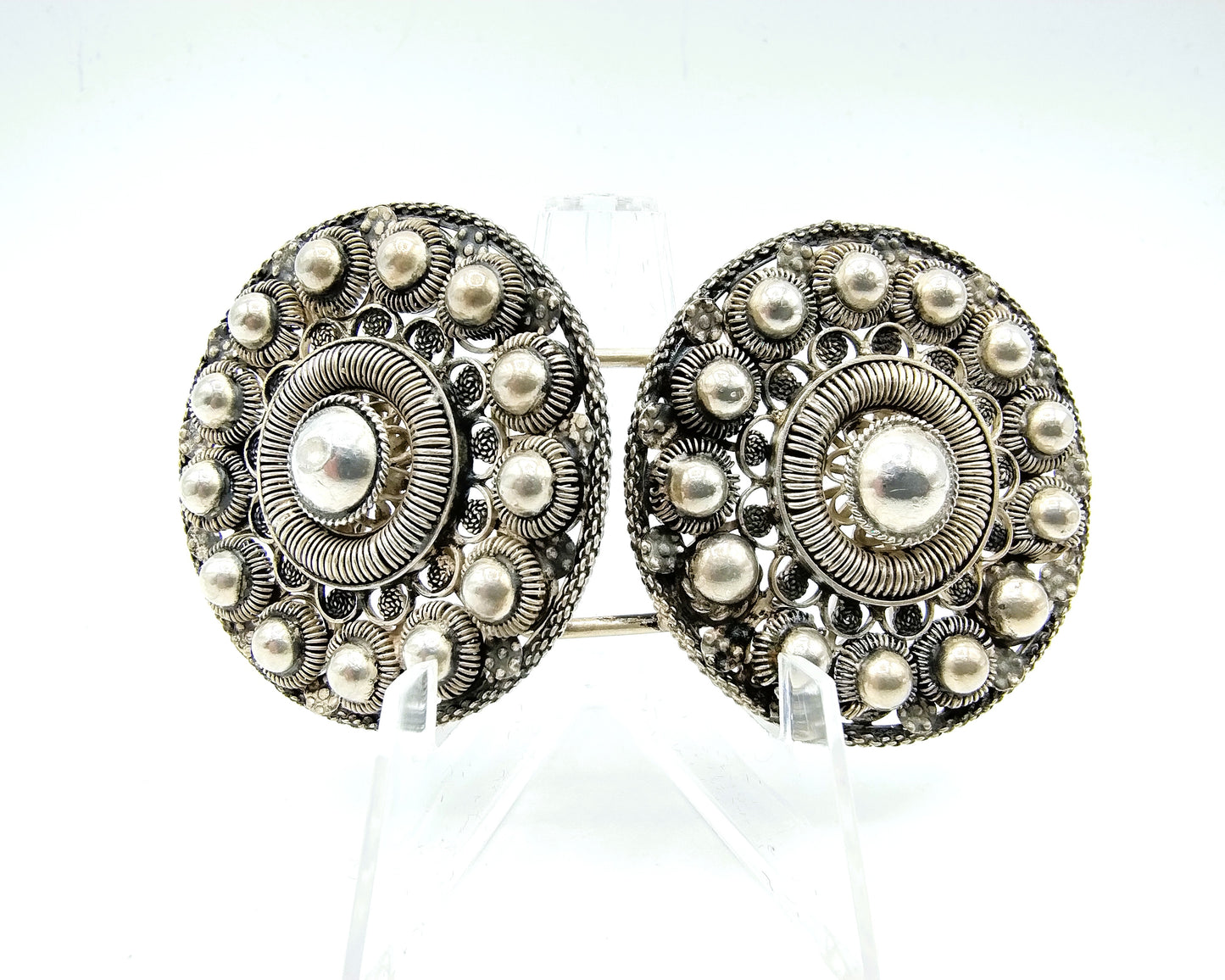 Silver belt buckle or apron clasp, Zeeland costume, 19th century