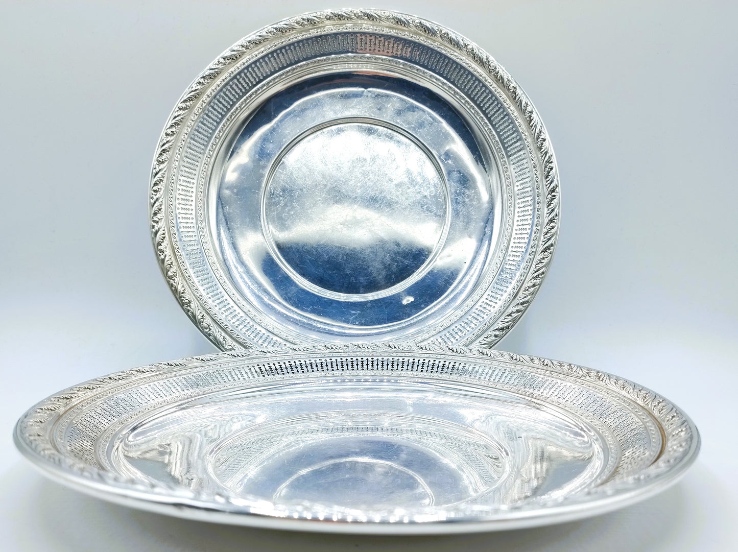 Silver plates (2x), Wallace, USA, 925