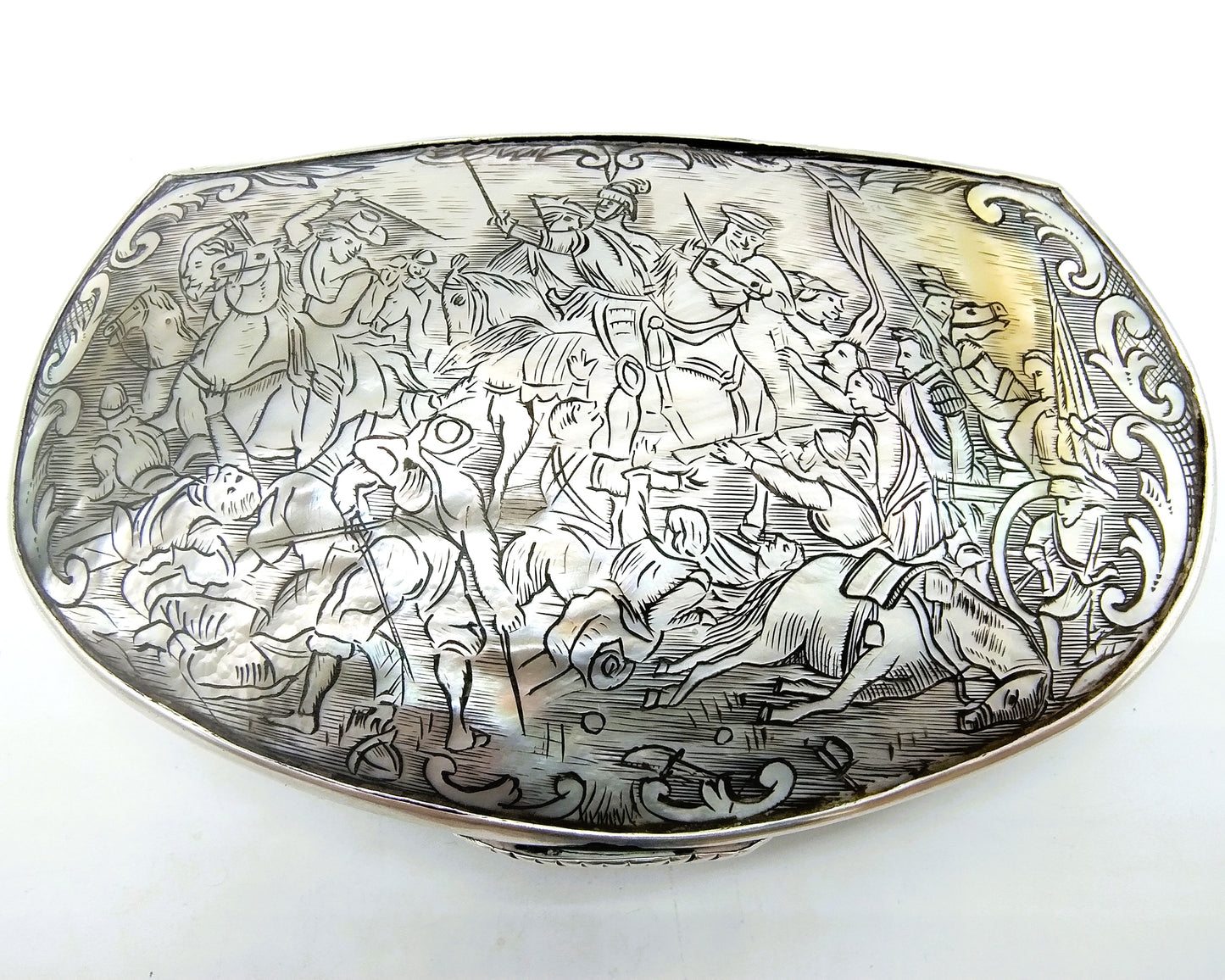 Silver tobacco box, The Hague, 19th century