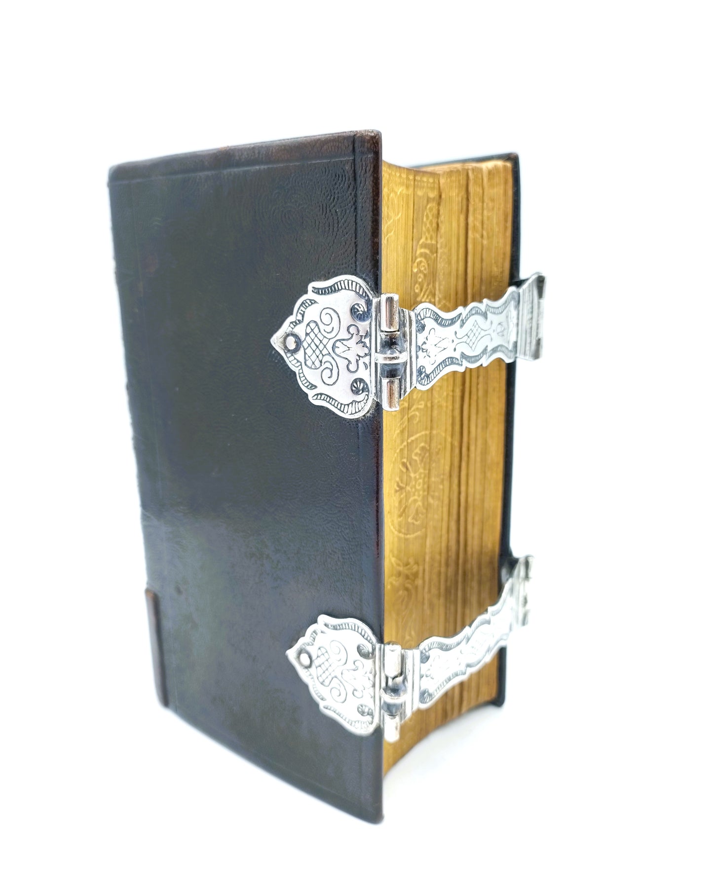 Bible with silver locks, G. Boomsma / Meppel, 18th century