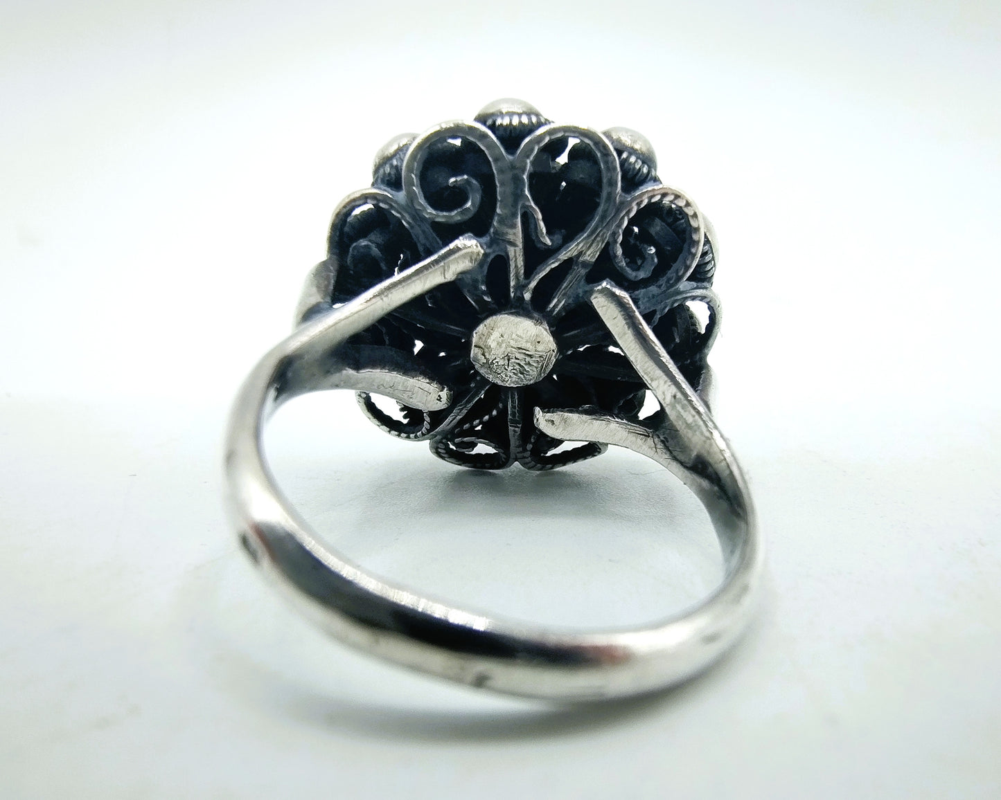 Silver Zeeland button ring, 17 mm