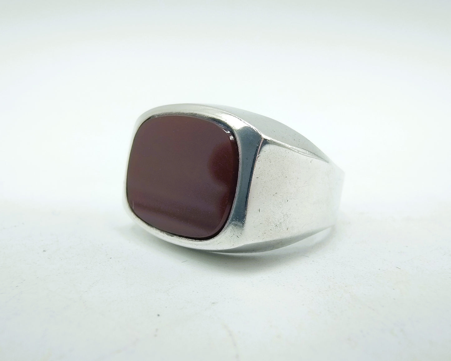 Zilveren zegelring met carneool, 18,5 mm